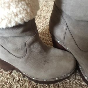UGG Carnegie Studded Wedge Booties sz 7